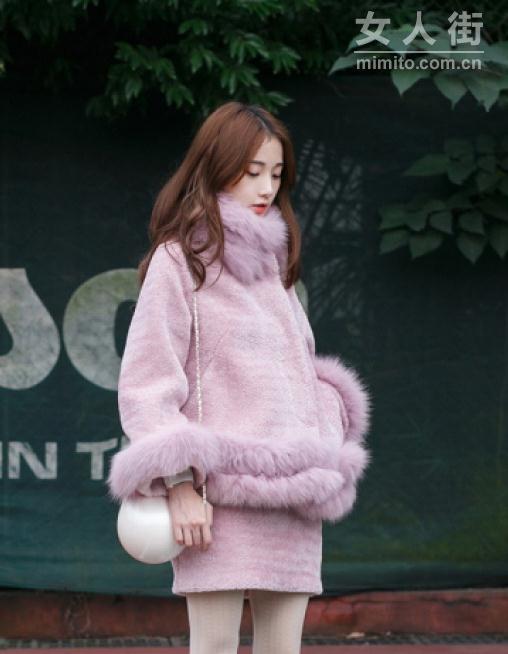 2017年流行色呢子大衣 时髦帅气穿出高级感 2017年流行色呢子大衣 时髦帅气穿出高级感