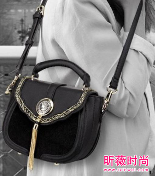 让女生疯狂唯有马鞍包 马鞍包造型独特气质不羁