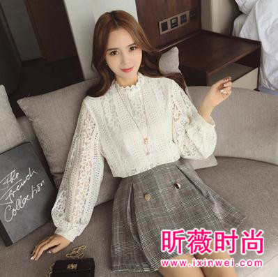 无法拒绝的蕾丝单品 打造秋日女神甜美造型