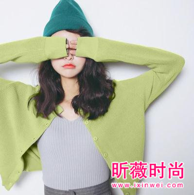 秋季女神范针织开衫穿搭 日系可爱妹纸的必备之选