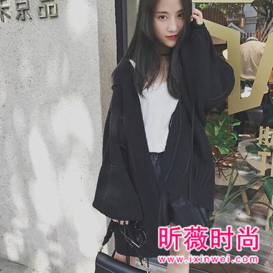 大爱的学院风针织衫 秋冬季离不开这样的针织衫 大爱的学院风针织衫 秋冬季离不开这样的针织衫