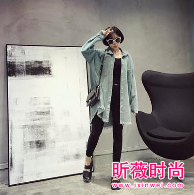 秋季时尚流行单品 赶快穿起温柔的灯芯绒 秋季时尚流行单品 赶快穿起温柔的灯芯绒