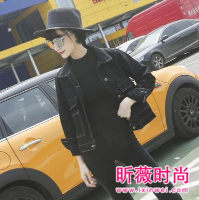 一款爱不释手的小外套 露出你的诱人大长腿 一款爱不释手的小外套 露出你的诱人大长腿