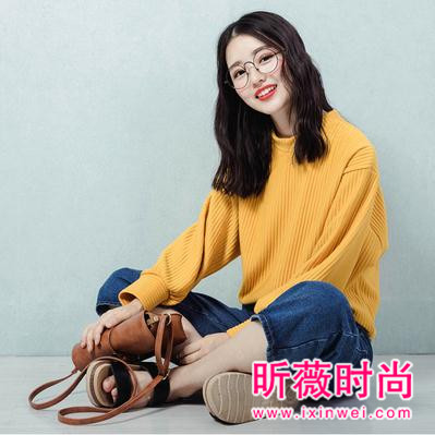 想要做个可爱萌妹子？就来一件时尚百搭卫衣