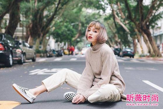 时尚韩范儿球鞋混搭 看似简单却很时髦