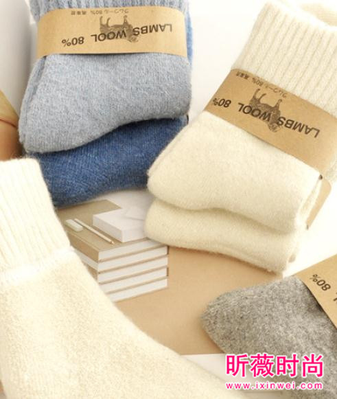 冬季来一双厚袜子 给自己的脚丫暖一暖