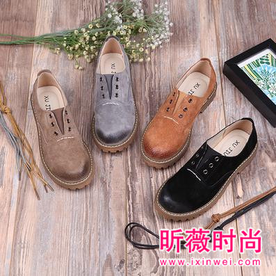 秋冬款英伦风小皮鞋穿搭 时尚帅气又优雅温柔 秋冬款英伦风小皮鞋穿搭 时尚帅气又优雅温柔