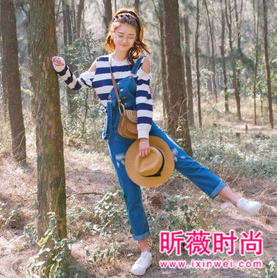 这个季节流行学院风 背带裙穿出俏皮活力 这个季节流行学院风 背带裙穿出俏皮活力