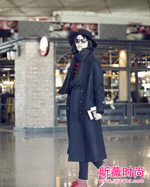女星最新机场街拍漂亮实用 呢子大衣仍然是主打