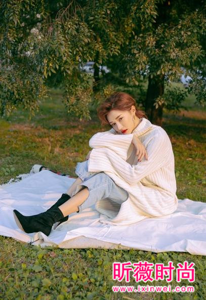 韩国女生正流行穿搭 一套就能出门的针织连衣裙