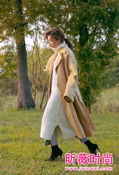 韩国女生正流行穿搭 一套就能出门的针织连衣裙