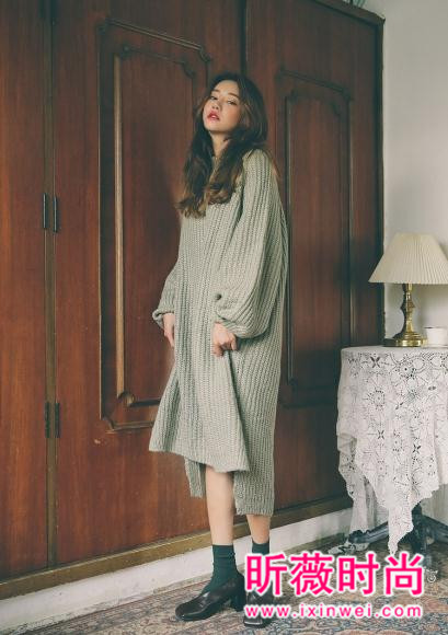韩国女生正流行穿搭 一套就能出门的针织连衣裙