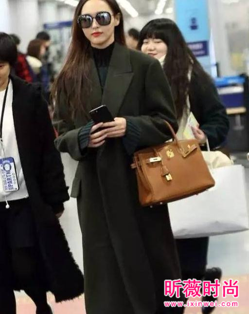 明星们是怎么过冬的？唐嫣杨幂时髦大衣搭配