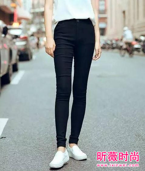 长款毛呢大衣别乱穿 这4种时尚搭配方式美翻你