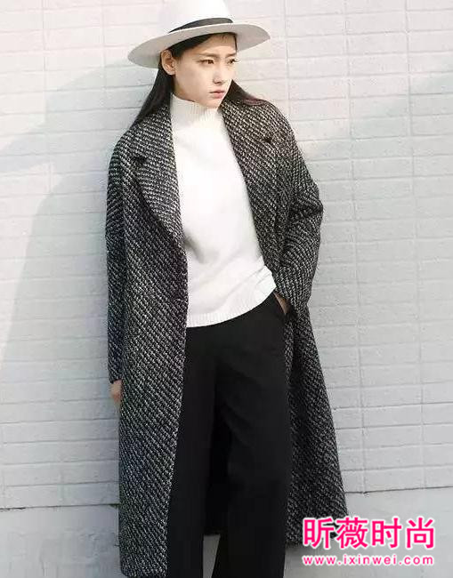 长款毛呢大衣别乱穿 这4种时尚搭配方式美翻你