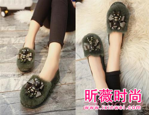 冬季平底浅口女单鞋 你也能穿得时尚好看