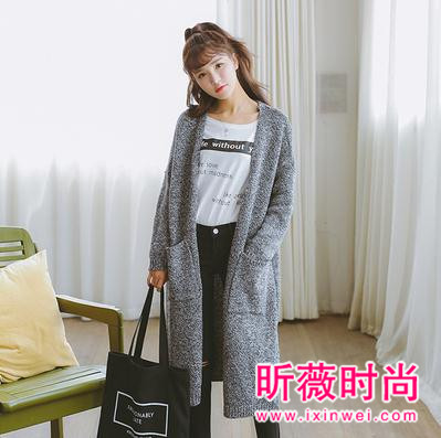 秋季我只喜欢这样的毛衣 简单时尚大气不挑身材