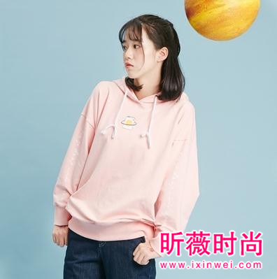 秋季想做个自由的懒姑娘？怎么能少了清新卫衣