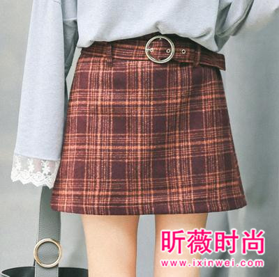 秋冬新款时髦毛呢短裙 搭配毛衣卫衣都很好看