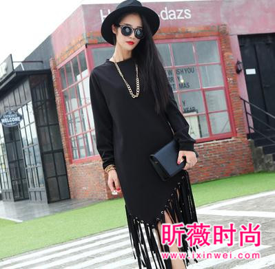 秋季既保暖又好搭配 这些时髦连衣裙你备好了吗？