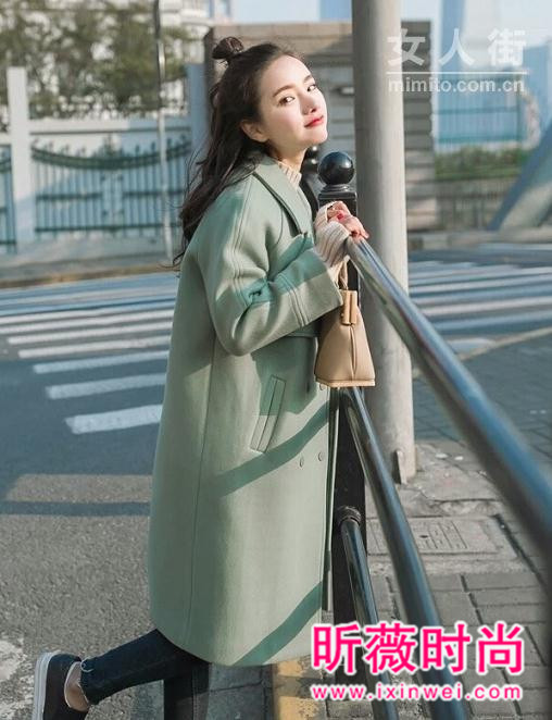 今年流行的呢子大衣 简单大气总有一款适合你