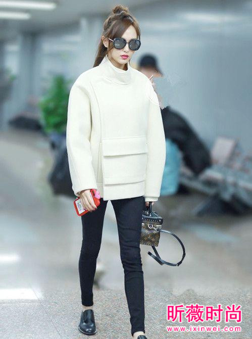 唐嫣与罗晋恋爱后 机场街拍越来越美