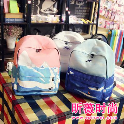 秋季时尚学院风双肩包 减龄可爱拨动纯纯少女梦 秋季时尚学院风双肩包 减龄可爱拨动纯纯少女梦