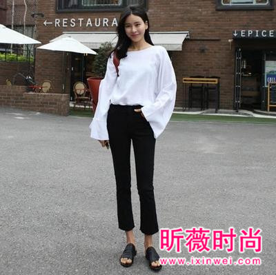 牛仔裤怎么搭配才好看？时尚达人教你牛仔裤穿搭