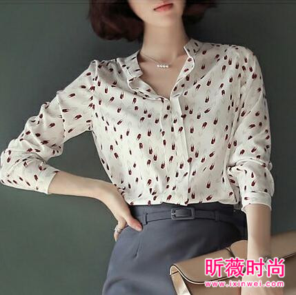早春衬衫怎么穿才帅气？时尚衬衫让你做文艺青年