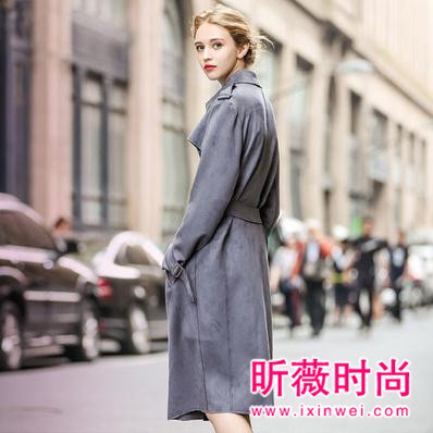想要尝试轻熟女人味 这些时尚外套百搭有范儿 想要尝试轻熟女人味 这些时尚外套百搭有范儿