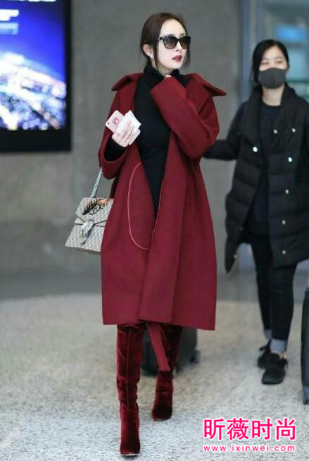 女星最新机场街拍 杨幂时尚刘亦菲太俗气 女星最新机场街拍 杨幂时尚刘亦菲太俗气