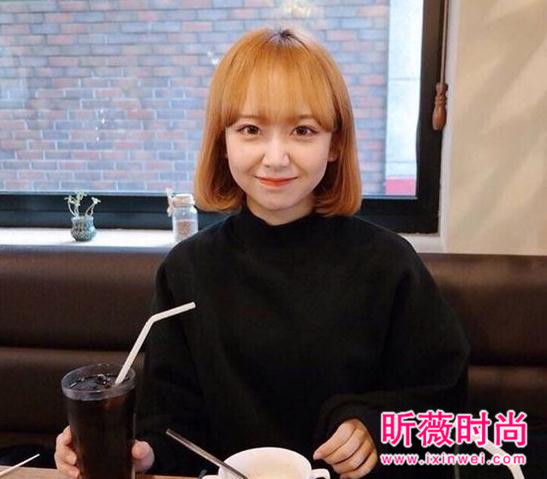 2017年流行什么发型？短发+二次元刘海抢镜