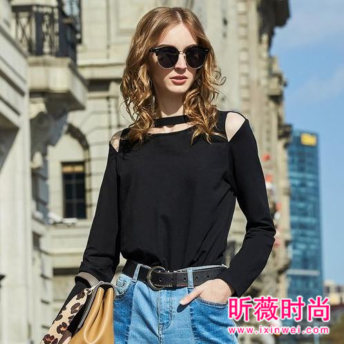 镂空展现个性心机 花样上衣是丰富造型的秘诀