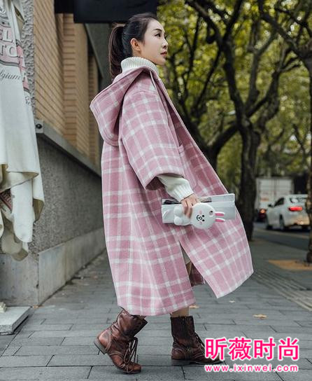 宁穿经典不赶时髦 这样穿自信一定潮到爆