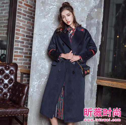 如何才能让自己美到翻？毛呢外套这样穿美到翻