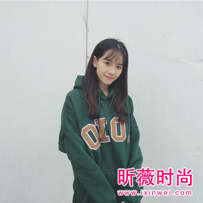 跟着鬼怪新娘学穿搭 时尚卫衣美美的街拍 跟着鬼怪新娘学穿搭 时尚卫衣美美的街拍
