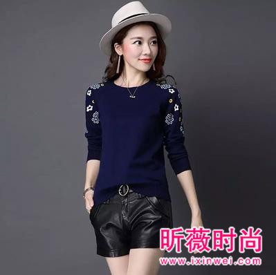 早春打底针织衫时尚推荐 凹造型御寒美丽两不误