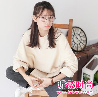 冬日时尚唯美毛衣 做一个青春美少女