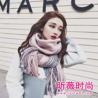 冬季围巾搭配技巧 打造专属你的时尚感 冬季围巾搭配技巧 打造专属你的时尚感