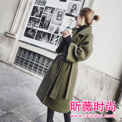 新年亮色大衣穿起来 搭配裙装裤装都好看