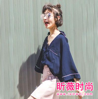 女性妖娆风PKBF风 哪件衬衫可以获胜？