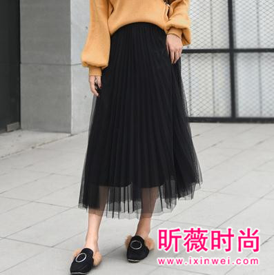 想要走在时尚前端 怎能没有半身裙搭配? 想要走在时尚前端 怎能没有半身裙搭配?