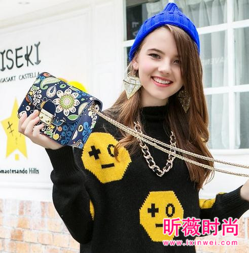 趁着这波印花风潮刮起，当然要跟上节奏才行