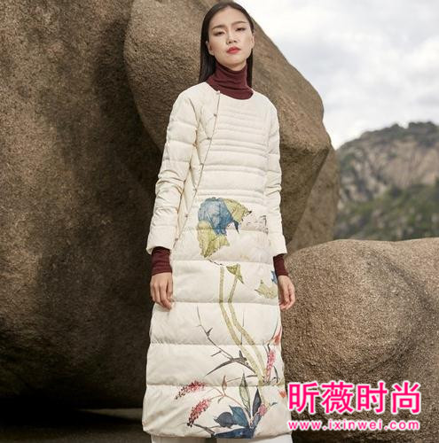 趁着这波印花风潮刮起,当然要跟上节奏才行 趁着这波印花风潮刮起,当然要跟上节奏才行