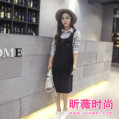 背带裙冬季来袭 减龄时尚两不误