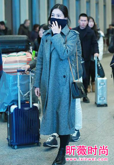 颜色搭得好穿大衣更好看 大衣+内搭这样穿美极了