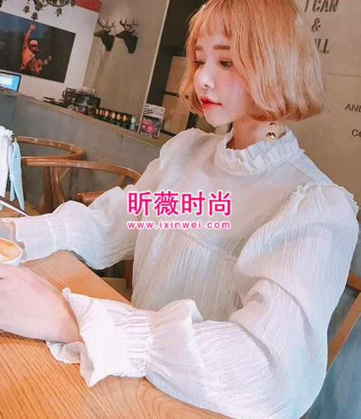 节后上班怎么穿最时髦？浅色系主打混搭质感是首要