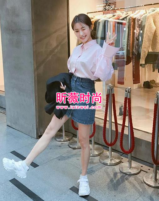 节后上班怎么穿最时髦？浅色系主打混搭质感是首要