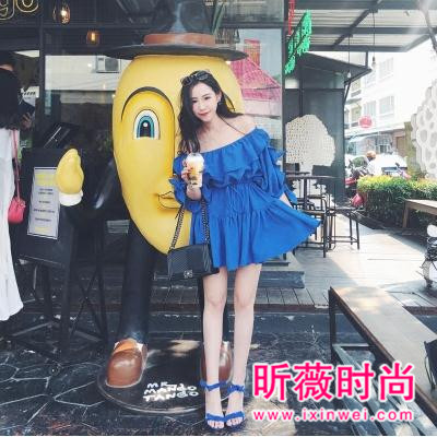 穿上这些漂亮的连衣裙 体现女生柔美绰约的风情 穿上这些漂亮的连衣裙 体现女生柔美绰约的风情