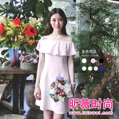 穿上这些漂亮的连衣裙 体现女生柔美绰约的风情 穿上这些漂亮的连衣裙 体现女生柔美绰约的风情